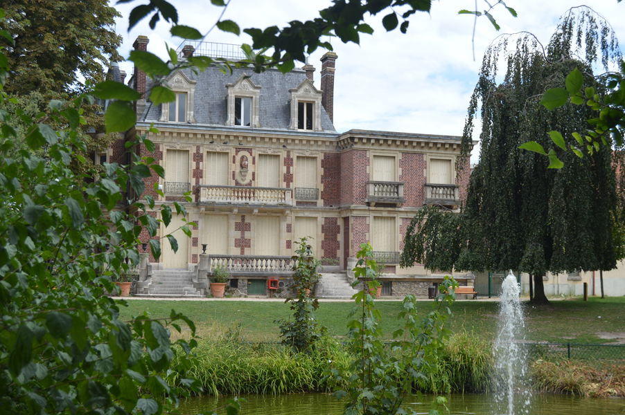 8 Rue Des Anciennes Mairies 92000 Nanterre