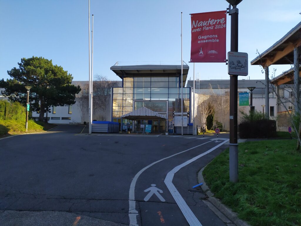 Palais des Sports Maurice Thorez Nanterre tourisme